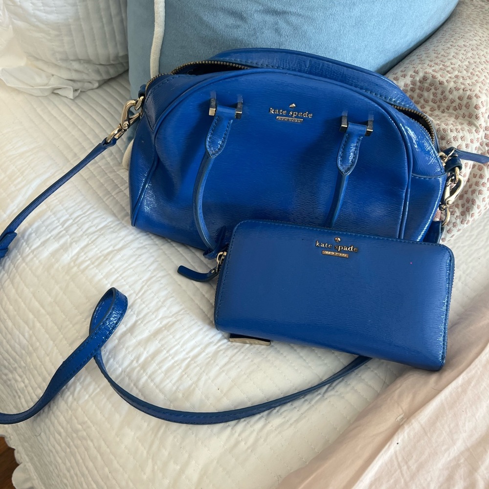 Kate spade royal blue crossbody purse and wallet set